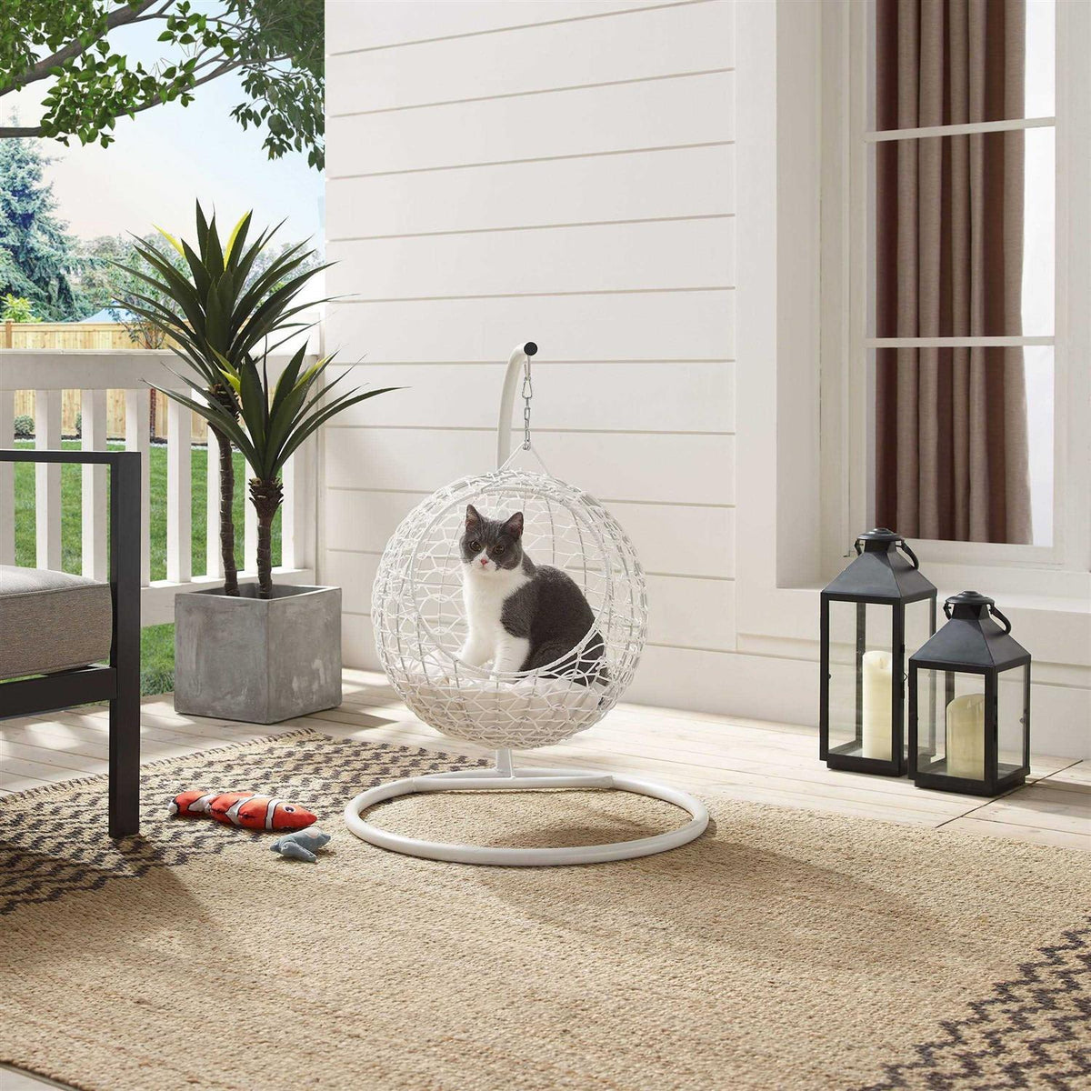 Hanging Egg Cat Condo C674973