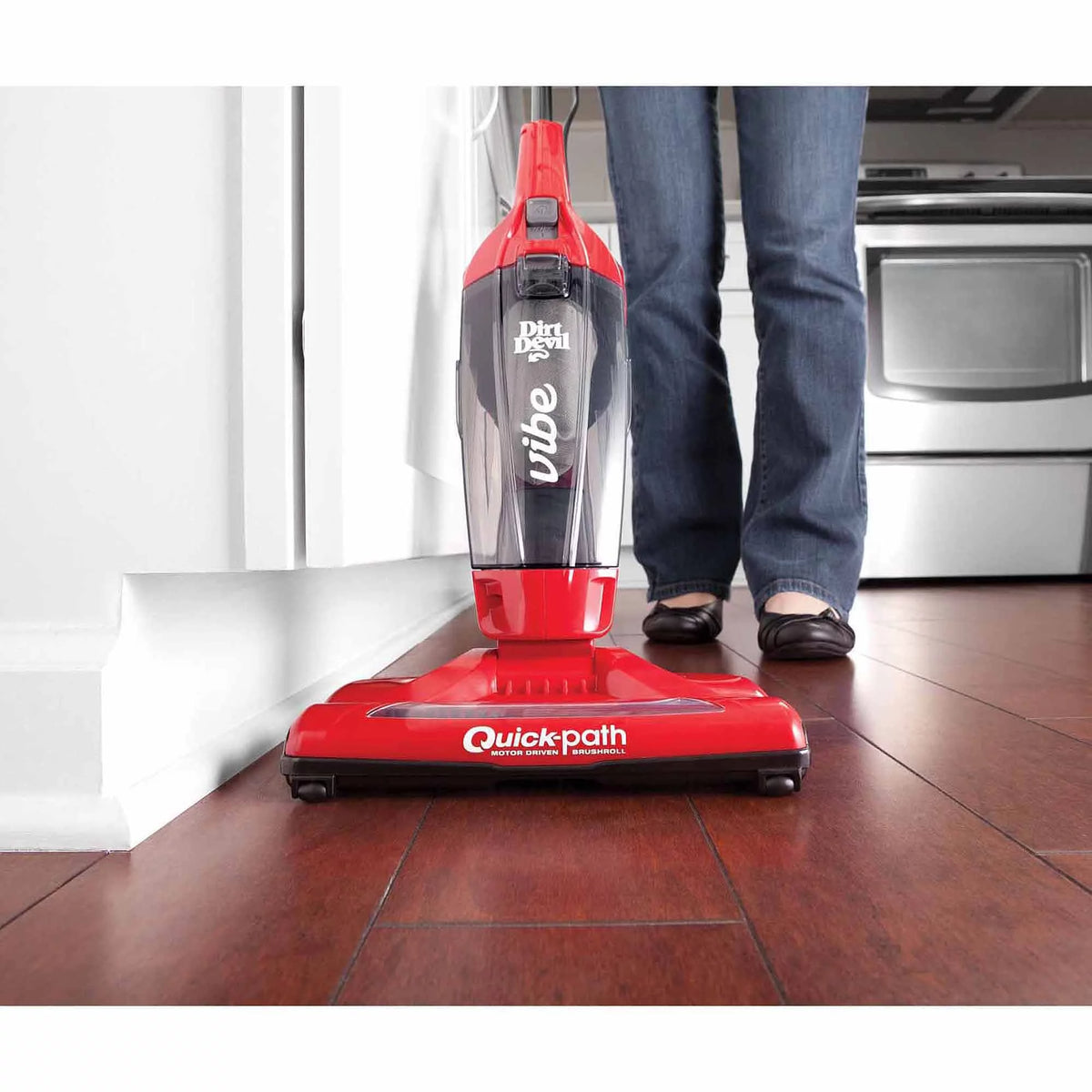 Bagless Stick Vacuum P8232