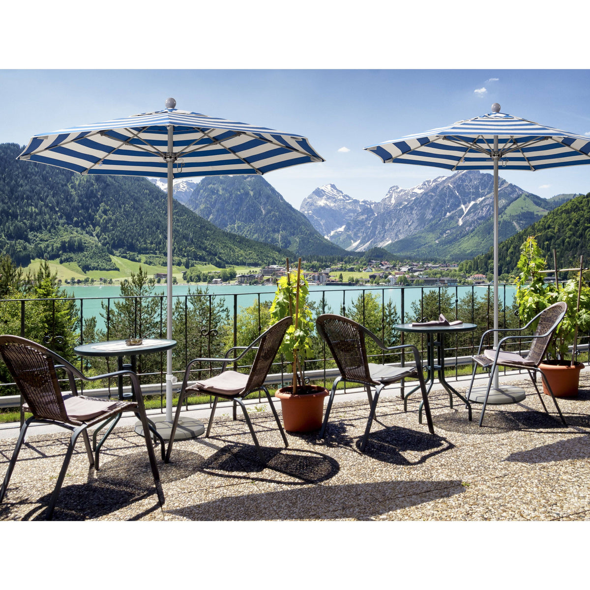 7.5 Ft Fiberglass Market Umbrella Push Open I59098