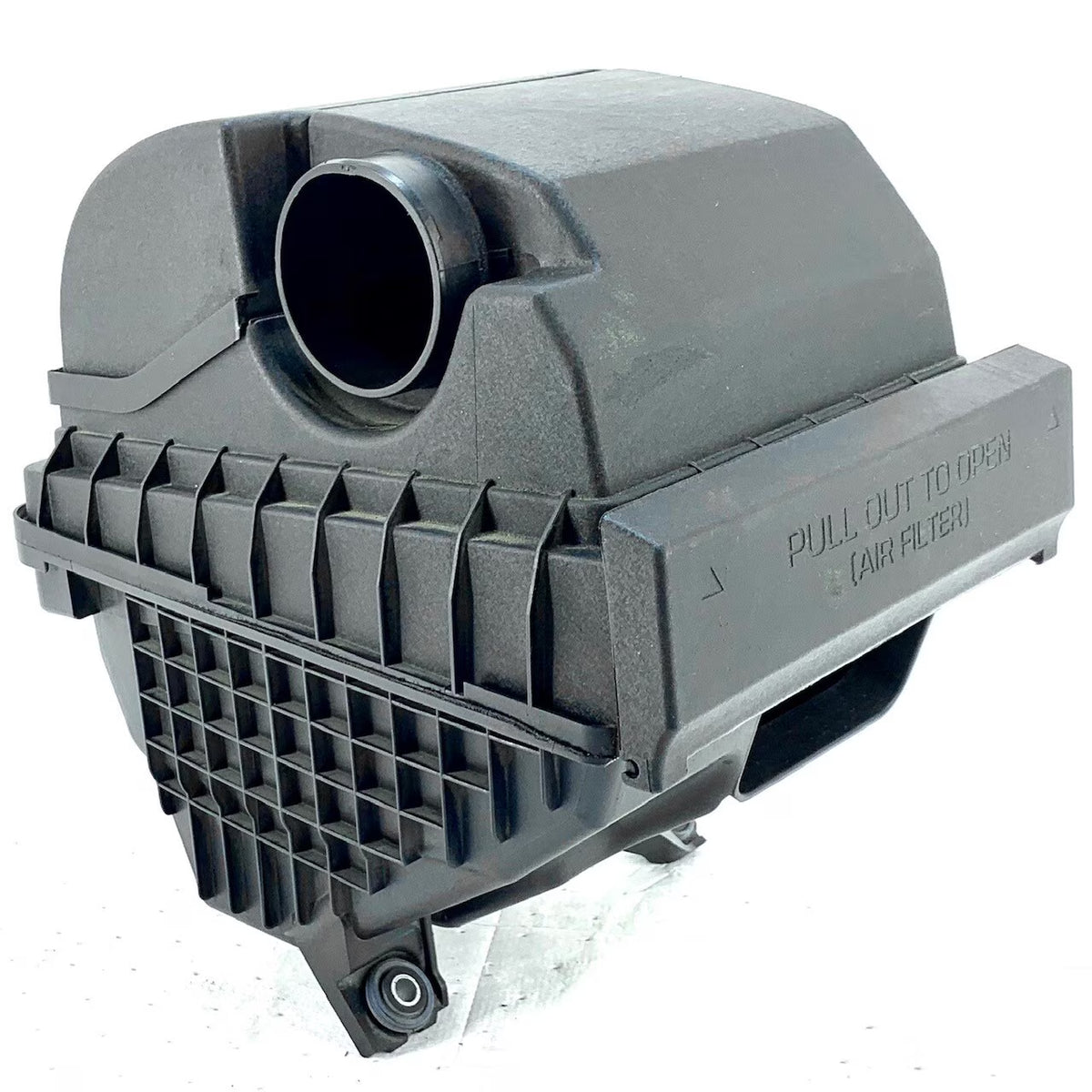 Pre-Owned Hyundai Santa Fe Air Cleaner Assembly 2.4L OEM E7187
