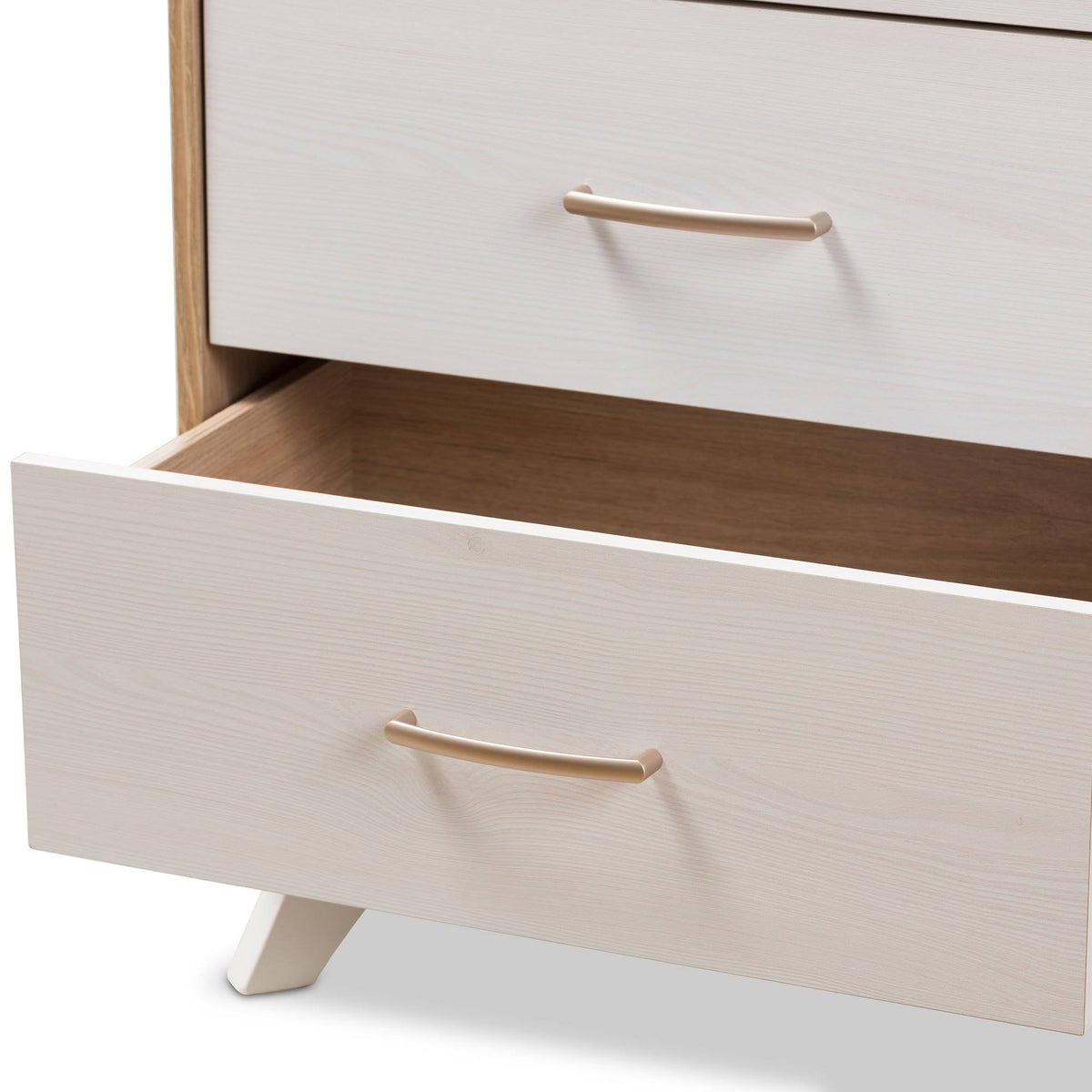Natural Oak and Whitewashed Wood 4-Drawer Chest D23313