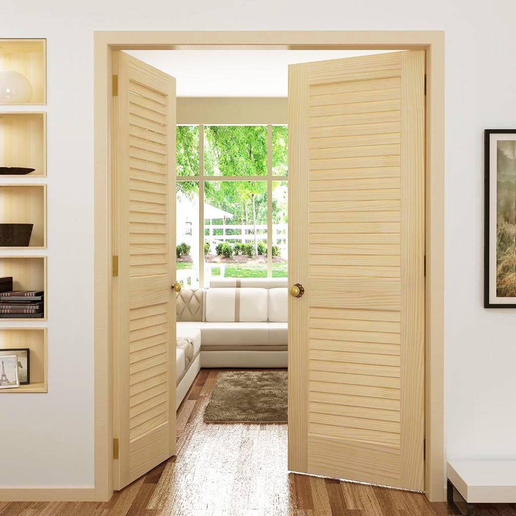 Louvered Solid Wood Primed Standard Door P653