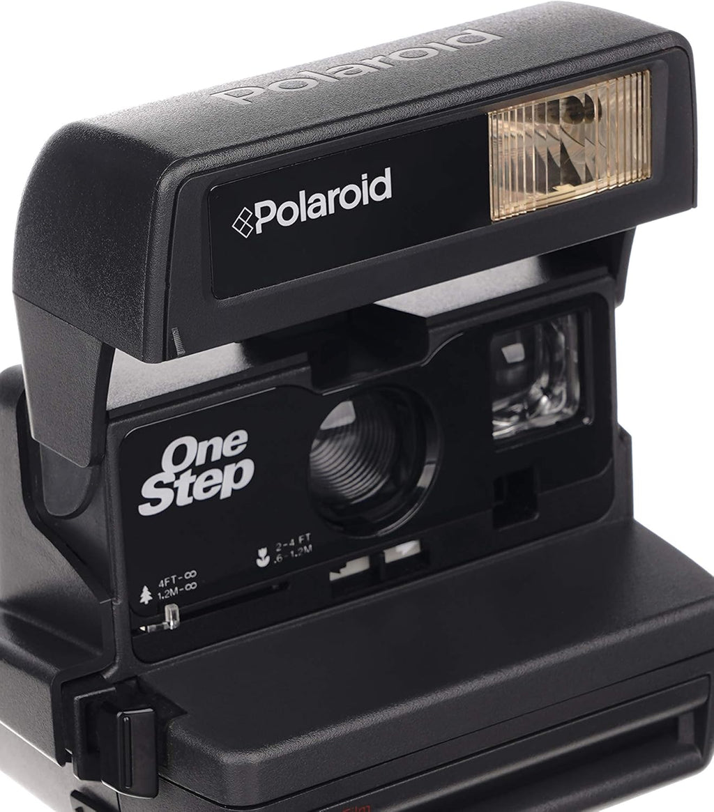 600 Instant Camera with Electronic Flash T1082