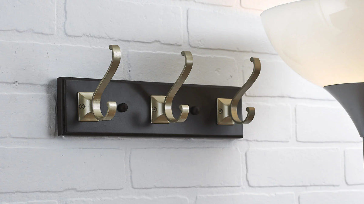 3 Hook Wooden Coat Rack Y86938