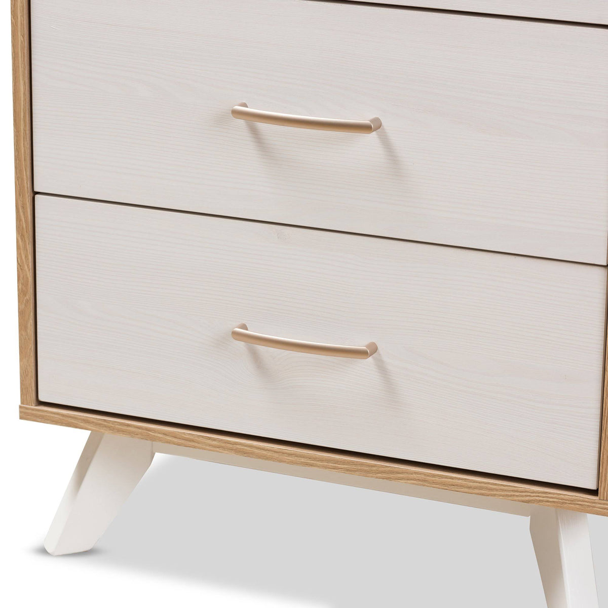 Natural Oak and Whitewashed Wood 4-Drawer Chest D23313