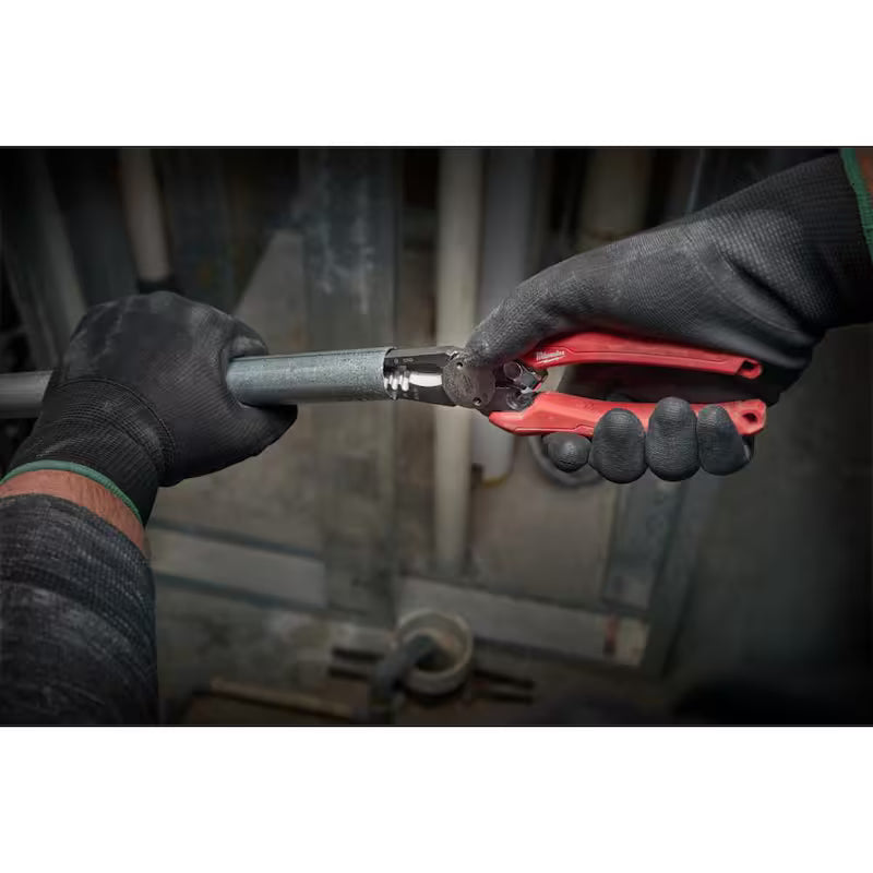 Compact Tape Measure with Pliers H941