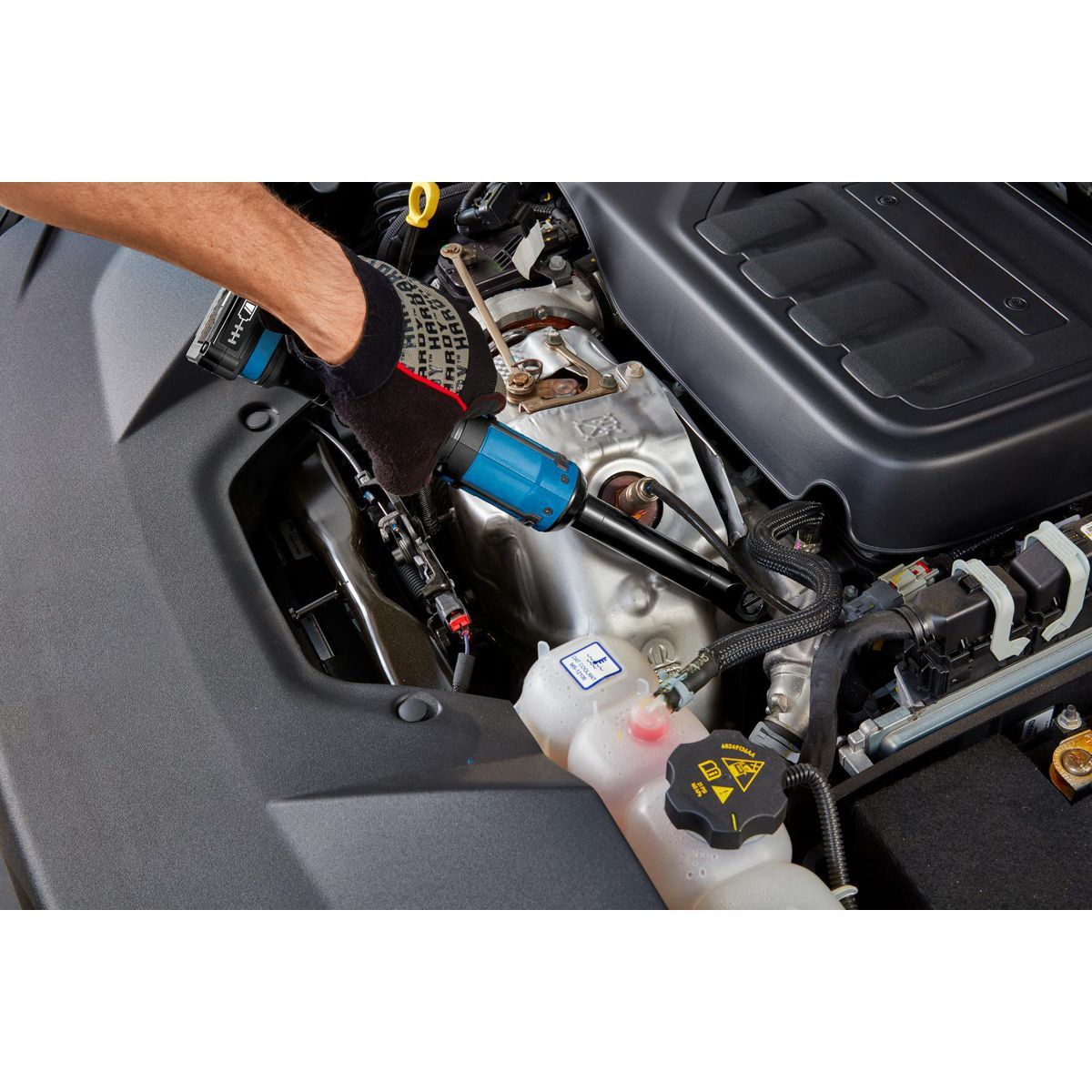 12V Cordless 3/8 in. Extended-Reach Ratchet S332053